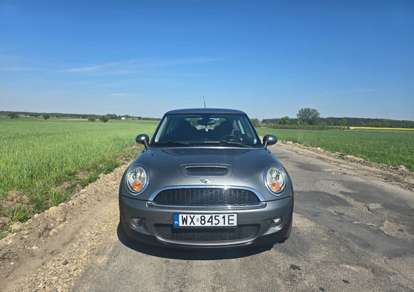 MINI Cooper S cena 19900 przebieg: 250700, rok produkcji 2007 z Puławy małe 326